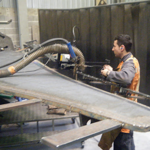 Hardfacing the agitator Hardfacing the agitator