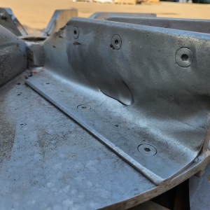 Worn Impeller blade Worn Impeller blade