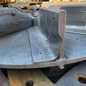 Worn Impeller blades Worn Impeller blades