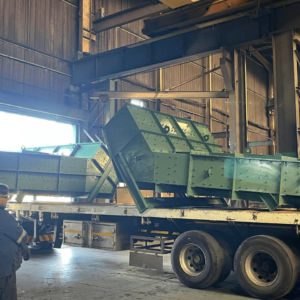 Coal chute lined and manufactured with Hard<em>plate</em>™ Coal chute lined and manufactured with Hard<em>plate</em>™