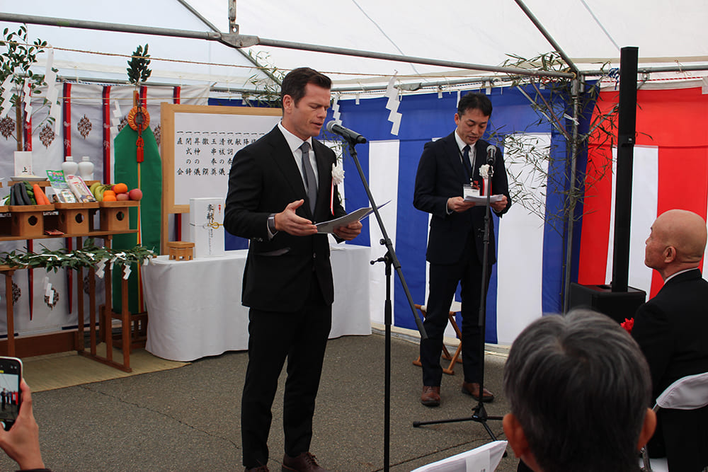 Welding Alloys CEO Dominic Stekly delivers a speech at the opening ceremony. Welding Alloys CEO Dominic Stekly delivers a speech at the opening ceremony.